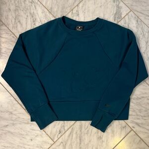 Excellent Condition Nike cropped sweatshirt